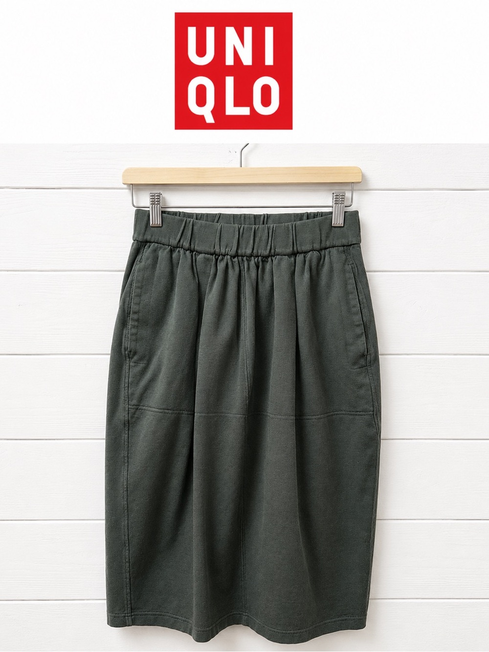 Uniqlo Green Jersey Skirt – Size S